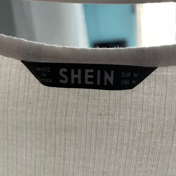Shein shirt - Picture 4 of 4